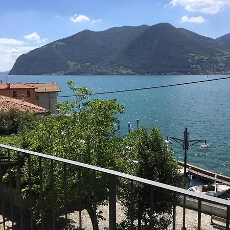 Terrazza Sul Porto * Monte Isola